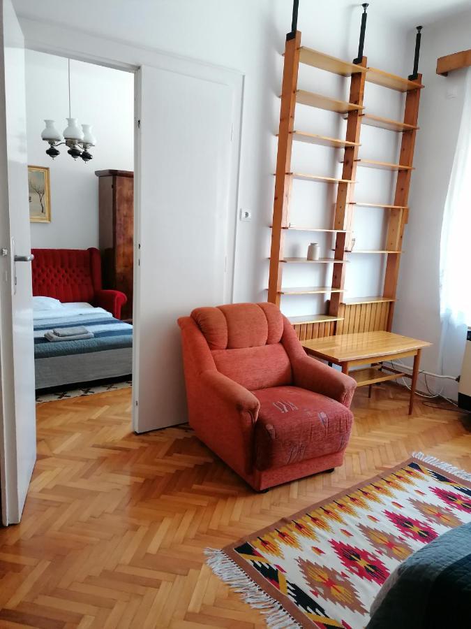 Szatmari Apartman มิชโคลซ์ ภายนอก รูปภาพ